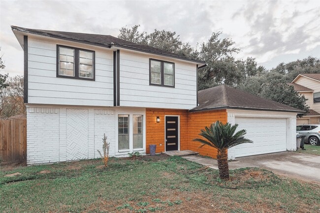 Photo - 10411 Rippling Fields Dr