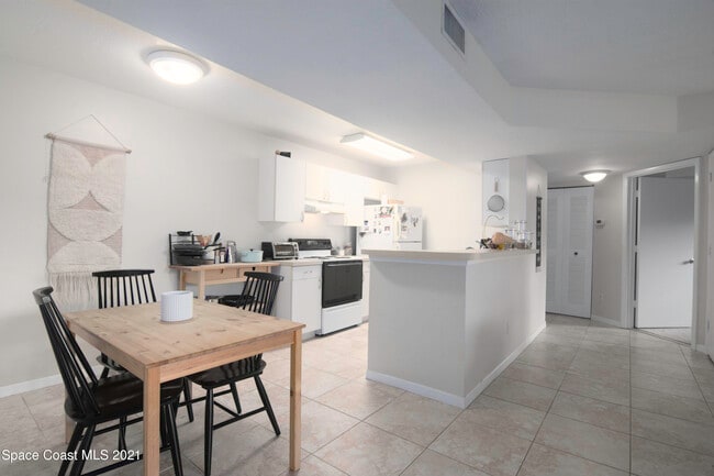 Photo - 1790 Rocky Wood Cir Unit 208