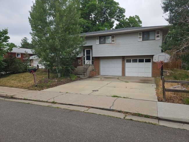 Building Photo - 2513 Fairplay Dr