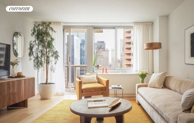Building Photo - 234 E 46th St Rental