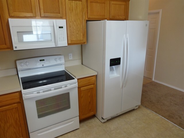 Photo - 210 Hilltop Dr