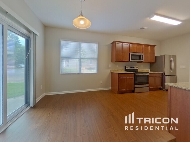 Photo - 2037 St Augustine Pl