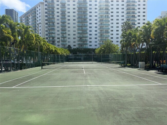 Photo - 19380 Collins Ave Unidad PH-11
