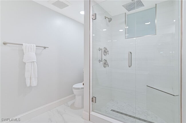 Building Photo - 15 Bluebill Ave Unit 1004