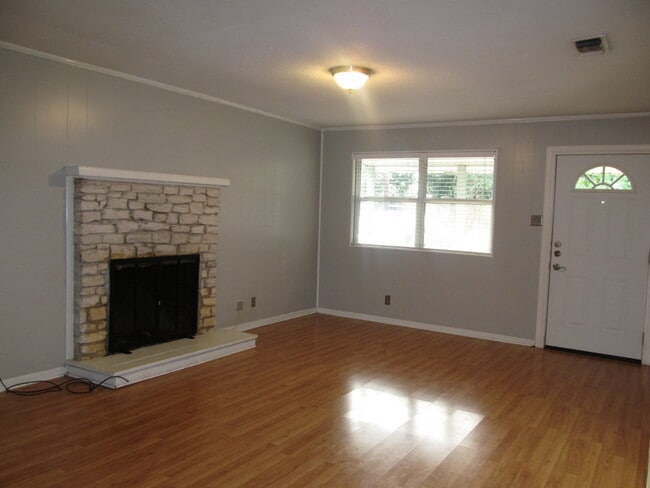 Photo - 3 BEDROOM, BELTON ISD