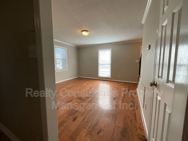Photo - 123 Arcaro Dr