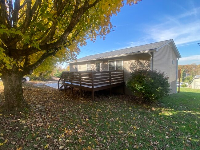 Photo - 1808 Mikonda Dr