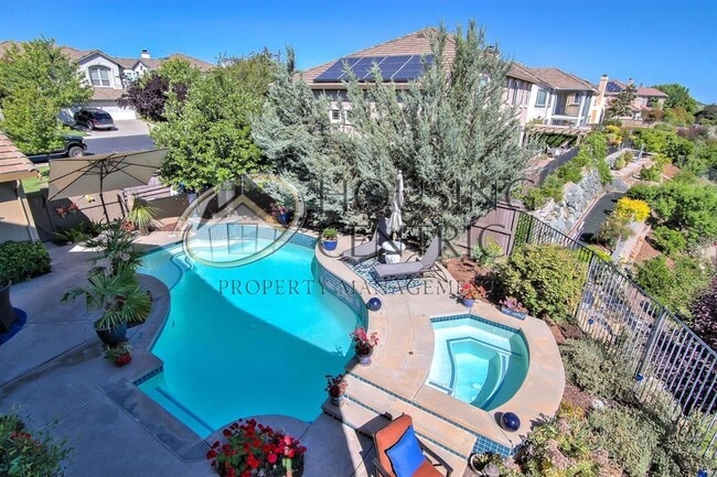 Photo - Serrano Executive 4bd/4.5ba Executive Home with Pool, Spa & 4-Car Garage!