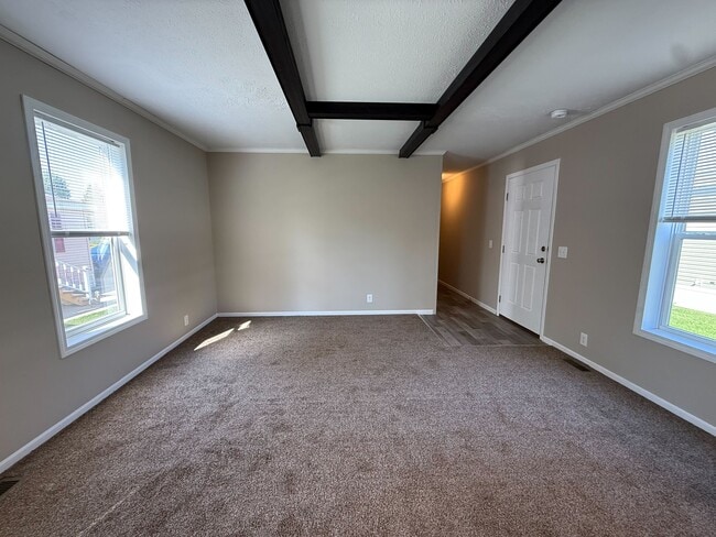 Photo - 12400 Creekview Ave