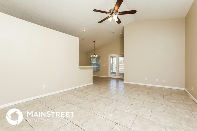 Photo - 917 Vassar Dr