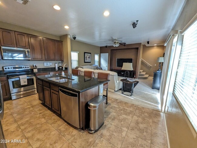 Photo - 4721 E Redfield Rd