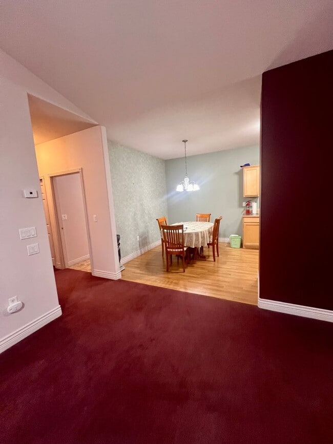 Photo - Cozy 2Bd 2Ba El Dorado Condo in Bellingham... Unit 226