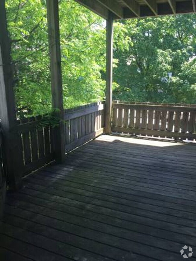 Building Photo - Available now - Only pay half broker fee -... Rental