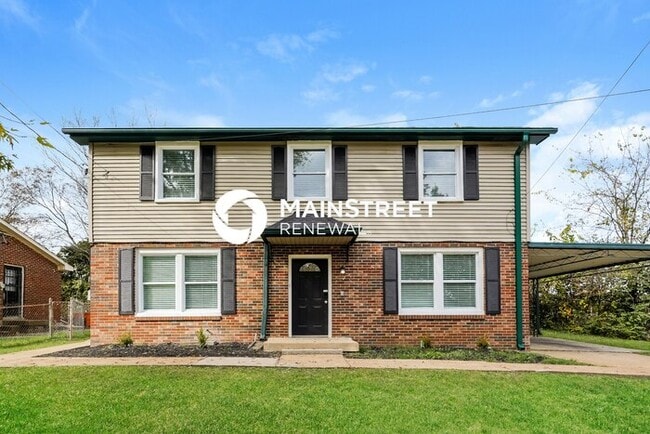 Building Photo - 4 Bedroom Pet-Friendly Home in NASHVILLE, TN with Main Street Renewal