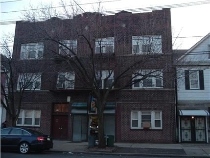 Photo - 1110 S Wood Ave Apartments
