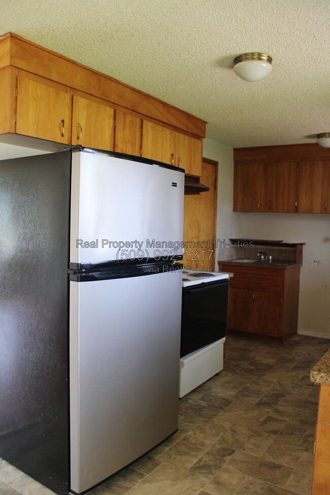 Photo - 1606 W 7th Ave