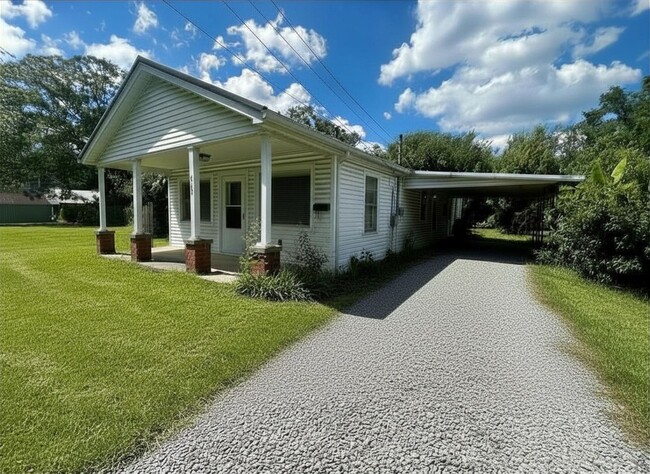 Photo - Adorable 2 bedroom home