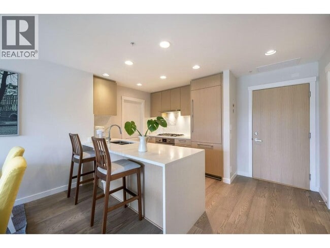 Photo - 3533 Ross Drive Unit 604