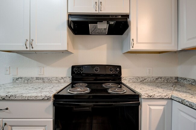 Photo - Shelton Village Apartments