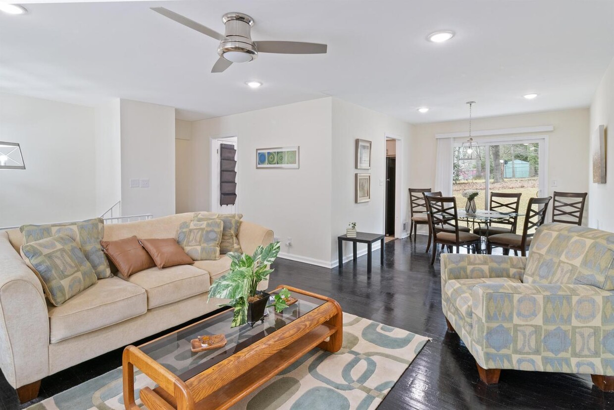 Photo - 4092 Lindsey Dr