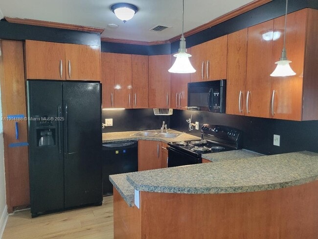 Photo - 1085 NW 133rd St