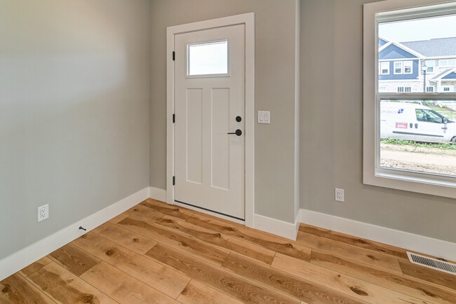 4863 Lacy Rd