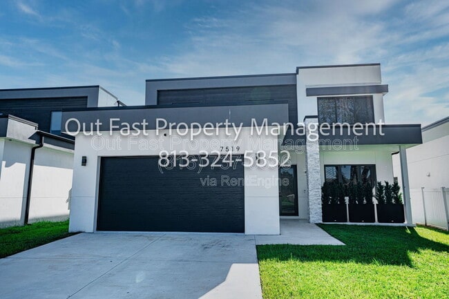 Photo - 7519 N Coolidge Ave