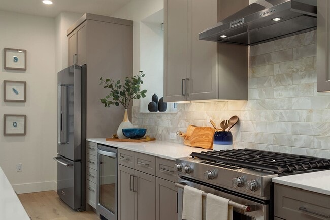 Photo - 9619 Thorsk St