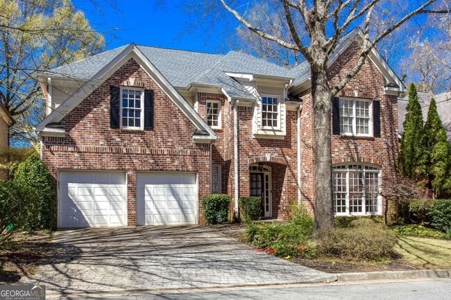 Photo - 3206 Windsor Lake Dr NE