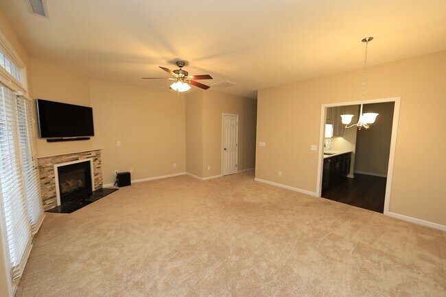 Photo - Cornerstone Village Townhome in Superb NW Raleigh Location!