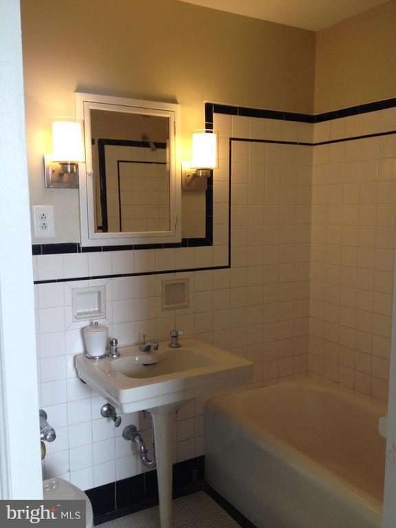 Photo - 2031 Locust St Unit 702