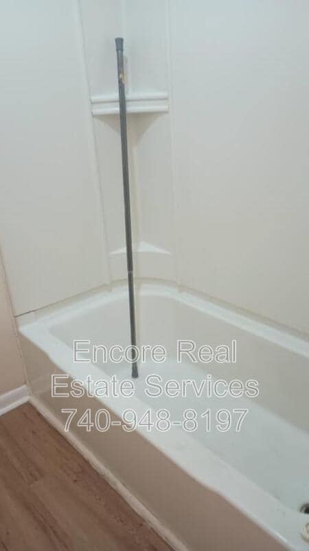 Photo - 449 Park Ave