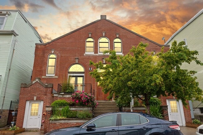 Building Photo - 340 Saratoga St Unit #3