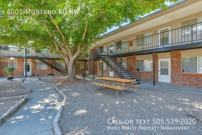Building Photo - 6001 Montaño Rd NW Unit 1