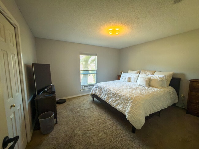 Photo - 2381 Hilton Dr