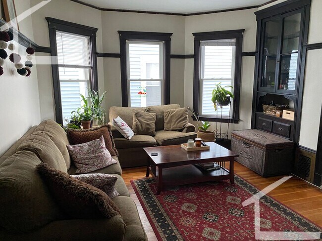 Photo - Amazing 3 bed 1 bath in BRIGHTON!!