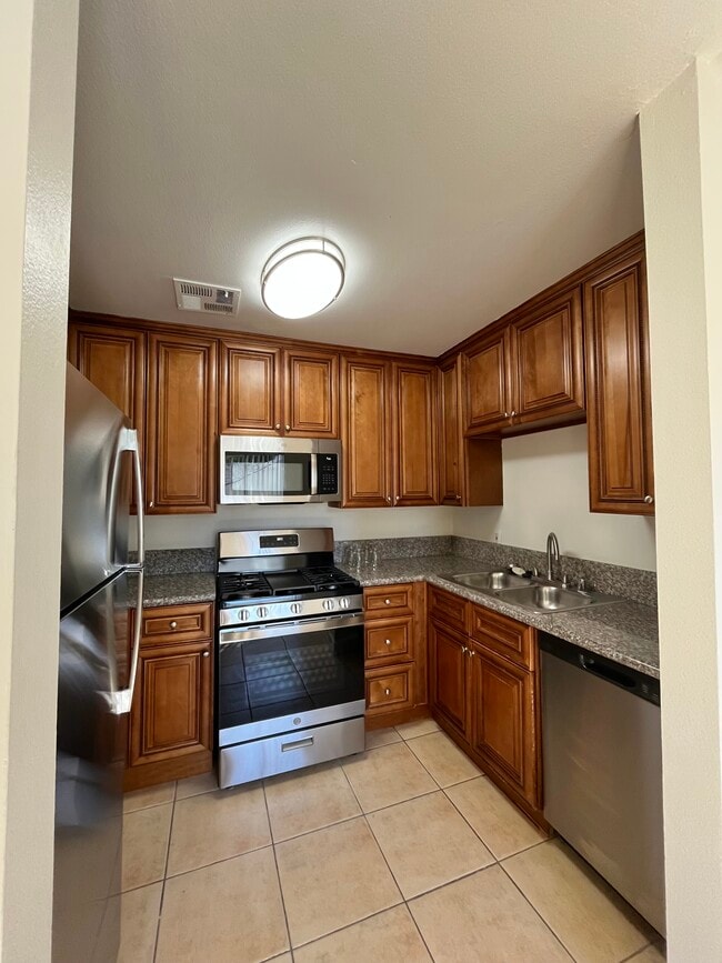 Chateau Studio Village Apartments