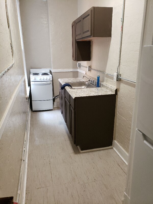 Photo - 15000 Euclid Ave Unit 7