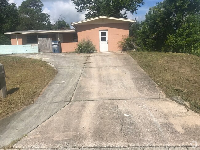 Building Photo - 1584 Primrose Ln Rental