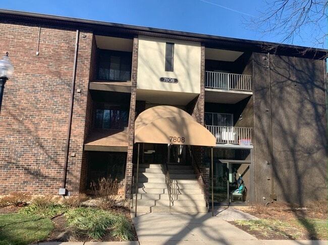 Building Photo - 7808 Hanover Pkwy Rental