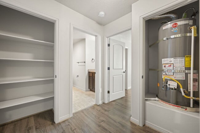 Photo - "Beautiful 3-Bedroom 2.5 Bath Townhome in the desirable Millcreek Springs TH Subdivision." Unit 96