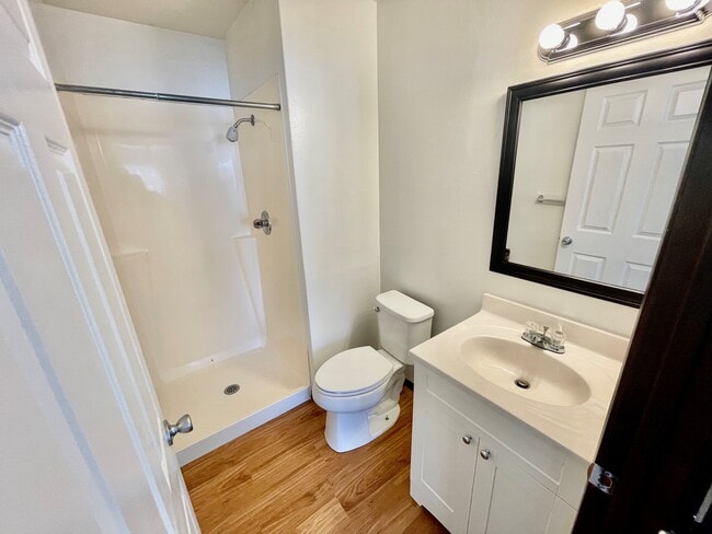 Photo - Tanglefoot Manor