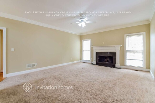 Photo - 660 Brittany Manor Ln