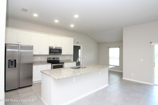 405 Harrison St SW