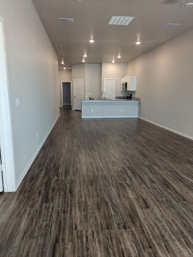 Photo - 2101 Lubbock Unit B