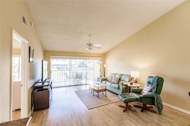 Photo - 1230 Yesica Ann Cir Unidad D202