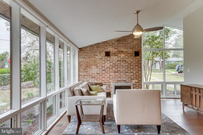 Photo - 3315 Pendleton Dr