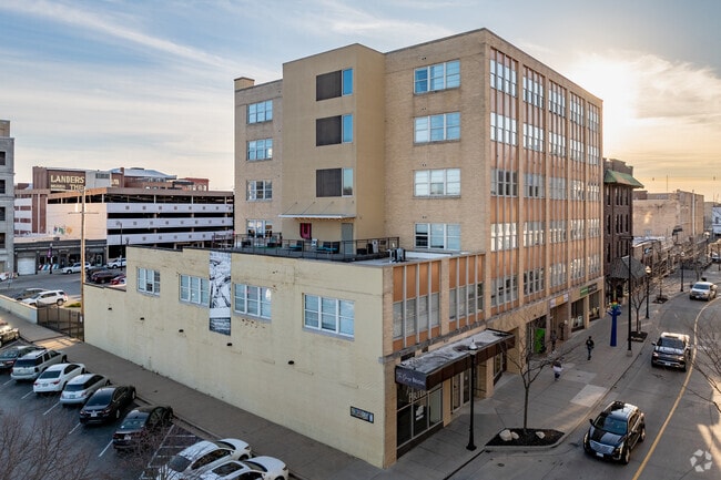 Photo - The U at Park East