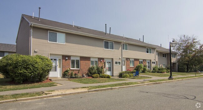 Photo - Hadley West Apartments
