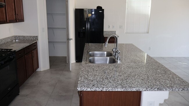 Photo - Nice 5 Bedroom House inside gated Community